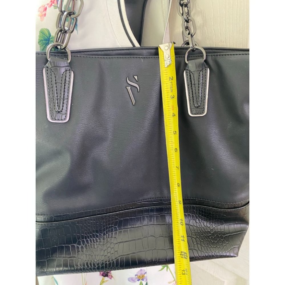 Simply Vera Vera Wang Faux Leather Shoulder Bag - Picture 6 of 10